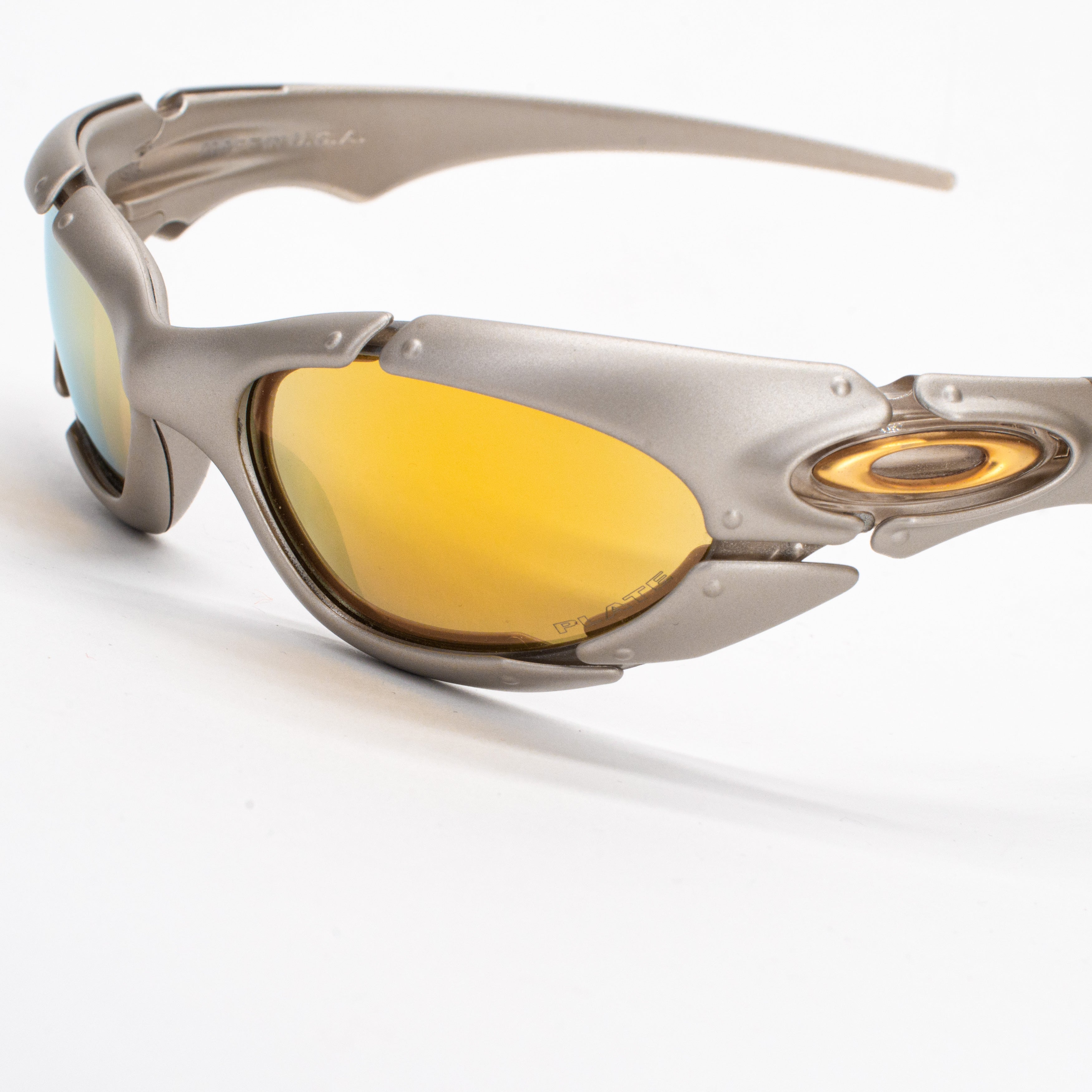 RARE - OAKLEY PLATE - PLATINUM - 24K GOLD IRIDIUM - 2003 - SKU 03-851 -  VINTAGE SUNGLASSES – ARCHIVESPHERE ®